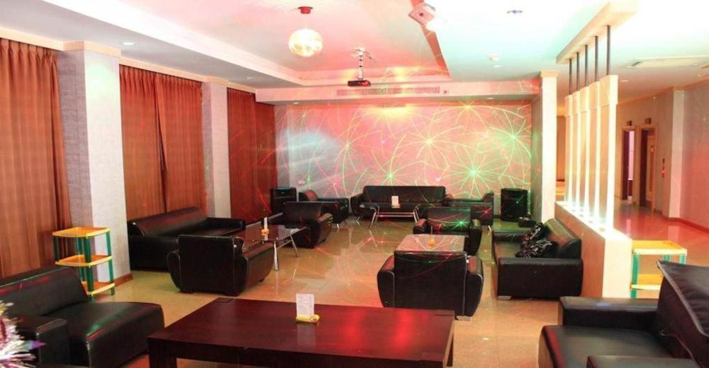 סבנקט Daosavanh Resort & Spa Hotel מראה חיצוני תמונה